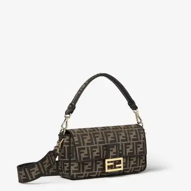 Fendi Iconic medium Baguette bag, created in 1997 which went | Thumbnail 2 Fendi Iconic medium Baguette bag, created in 1997 which went | Thumbnail 2