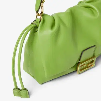 Fendi Baguette Soft Medium | Thumbnail 6 Fendi Baguette Soft Medium | Thumbnail 6