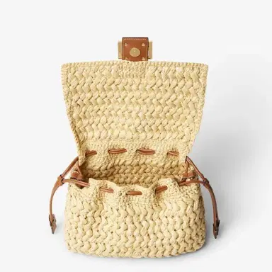 Fendi Baguette Soft Medium | Thumbnail 6 Fendi Baguette Soft Medium | Thumbnail 6
