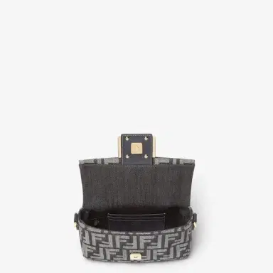 Fendi Iconic small Baguette® bag made of dark blue denim-effect | Thumbnail 4 Fendi Iconic small Baguette® bag made of dark blue denim-effect | Thumbnail 4