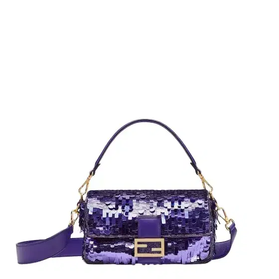 Iconic medium Baguette® bag, finely embroidered all-over Iconic medium Baguette® bag, finely embroidered all-over