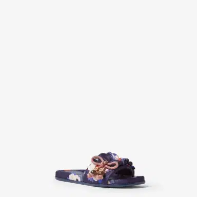 Fendi Wide-band flat slides | Thumbnail 2 Fendi Wide-band flat slides | Thumbnail 2
