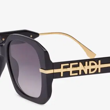 Fendi Oversized square Fendigraphy sunglasses in black acetate | Thumbnail 3 Fendi Oversized square Fendigraphy sunglasses in black acetate | Thumbnail 3
