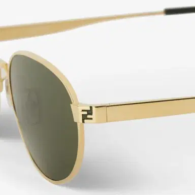 Fendi Metal oval sunglasses with a golden finish | Thumbnail 3 Fendi Metal oval sunglasses with a golden finish | Thumbnail 3