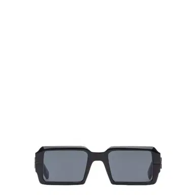 Fendi Presented at the Autumn-Winter 22 fashion show, these | Thumbnail 1 Fendi Presented at the Autumn-Winter 22 fashion show, these | Thumbnail 1