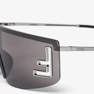 Fendi FF Squared shield-front glasses, with laser-cut FF finished | Thumbnail 3 Fendi FF Squared shield-front glasses, with laser-cut FF finished | Thumbnail 3