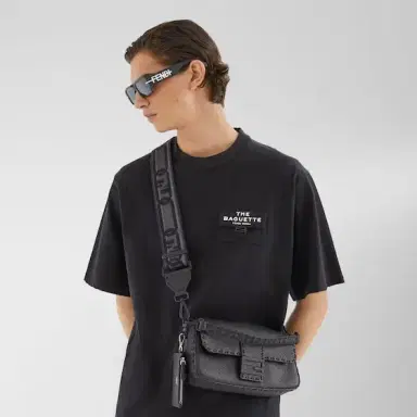 Fendi Rectangular sunglasses in black acetate | Thumbnail 4 Fendi Rectangular sunglasses in black acetate | Thumbnail 4