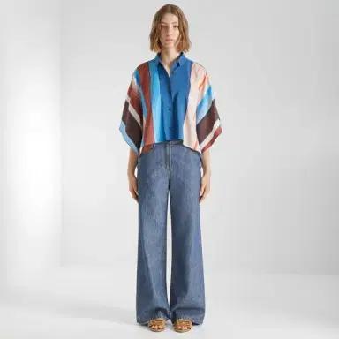 Fendi Cropped shirt with full, short sleeves and side slits | Thumbnail 4 Fendi Cropped shirt with full, short sleeves and side slits | Thumbnail 4