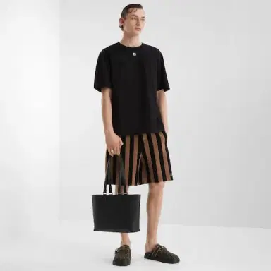 Fendi Short-sleeved, crew-neck, oversized T-shirt | Thumbnail 4 Fendi Short-sleeved, crew-neck, oversized T-shirt | Thumbnail 4