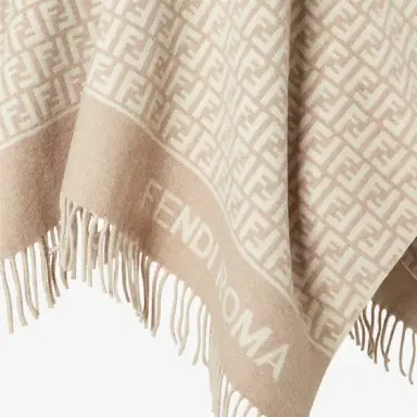 Fendi Poncho made of wool and cashmere with an all-over | Thumbnail 3 Fendi Poncho made of wool and cashmere with an all-over | Thumbnail 3