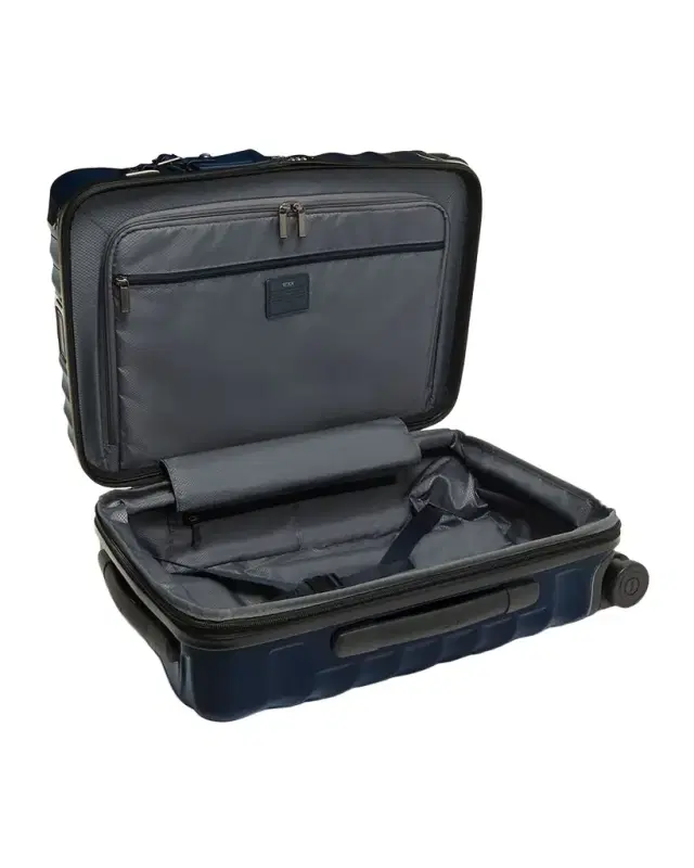 International Expandable 4-Wheel Carry-On Suitcase International Expandable 4-Wheel Carry-On Suitcase