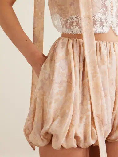 Chloé Pleated Floral-print Silk-charmeuse Shorts | Thumbnail 4 Chloé Pleated Floral-print Silk-charmeuse Shorts | Thumbnail 4