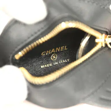 Chanel Chanel Coco Beach Mini Clownfish Bag Charm Orange, White, Black Lambskin Gold Hardware | Thumbnail 9 Chanel Chanel Coco Beach Mini Clownfish Bag Charm Orange, White, Black Lambskin Gold Hardware | Thumbnail 9