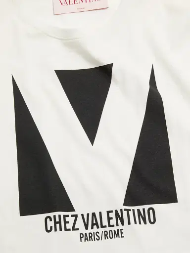 Valentino Garavani Men's Cotton T-Shirt with Chez Print - | Thumbnail 7 Valentino Garavani Men's Cotton T-Shirt with Chez Print - | Thumbnail 7