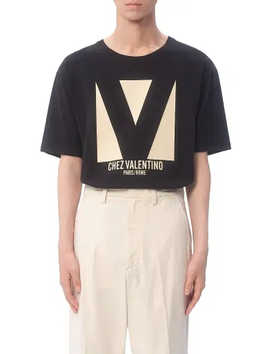 Valentino Garavani Men's Cotton T-Shirt with Chez Print - Black | Thumbnail 2 Valentino Garavani Men's Cotton T-Shirt with Chez Print - Black | Thumbnail 2