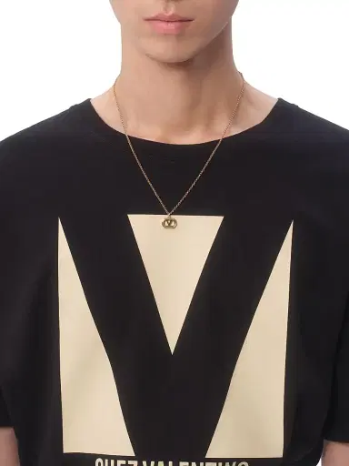 Valentino Garavani Men's Cotton T-Shirt with Chez Print - Black | Thumbnail 5 Valentino Garavani Men's Cotton T-Shirt with Chez Print - Black | Thumbnail 5
