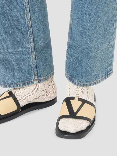 Valentino Garavani Men's Viva Superstar Slide Sandals in Nappa Leather - Butter Black | Thumbnail 7 Valentino Garavani Men's Viva Superstar Slide Sandals in Nappa Leather - Butter Black | Thumbnail 7