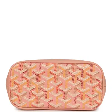 goyard Goyard Goyardine Canvas Powder Pink Mini Alpin Backpack Palladium Hardware | Thumbnail 6 goyard Goyard Goyardine Canvas Powder Pink Mini Alpin Backpack Palladium Hardware | Thumbnail 6