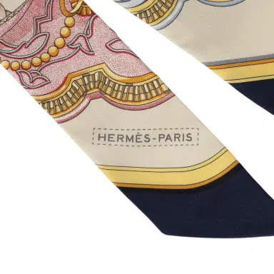 HERMÈS Hermes "Grand Apparat" Ivoire, Marine, Rose Multi Silk Twilly | Thumbnail 3 HERMÈS Hermes "Grand Apparat" Ivoire, Marine, Rose Multi Silk Twilly | Thumbnail 3
