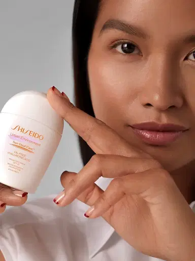 Shiseido Urban Environment Oil-Free Sunscreen SPF 42 1.7 oz | Thumbnail 7 Shiseido Urban Environment Oil-Free Sunscreen SPF 42 1.7 oz | Thumbnail 7