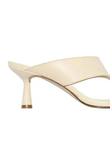 Aeyde Women's Olenna Leather Thong Sandals - Creamy | Thumbnail 6 Aeyde Women's Olenna Leather Thong Sandals - Creamy | Thumbnail 6