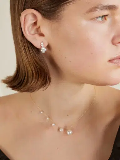 Sophie Bille Brahe Boucle Botticelli 14-karat Recycled Gold Pearl Hoop Earrings | Thumbnail 2 Sophie Bille Brahe Boucle Botticelli 14-karat Recycled Gold Pearl Hoop Earrings | Thumbnail 2