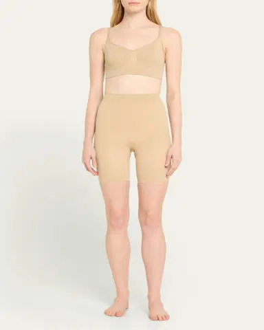 Skims Seamless Sculpt Mid-Thigh Shorts | Thumbnail 2 Skims Seamless Sculpt Mid-Thigh Shorts | Thumbnail 2
