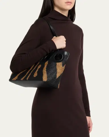 Ferragamo Gancini Outline Tote Bag in Raffia and Leather | Thumbnail 2 Ferragamo Gancini Outline Tote Bag in Raffia and Leather | Thumbnail 2