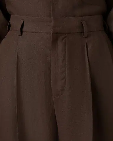 Loro Piana Hector Pleated Short Linen Trousers | Thumbnail 5 Loro Piana Hector Pleated Short Linen Trousers | Thumbnail 5