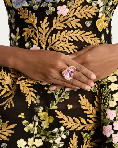 Oscar de la Renta Crystal Heart Ring | Thumbnail 2 Oscar de la Renta Crystal Heart Ring | Thumbnail 2