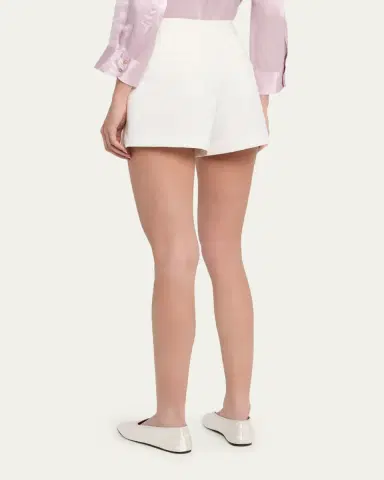 L'Agence Saige Safari Shorts | Thumbnail 7 L'Agence Saige Safari Shorts | Thumbnail 7