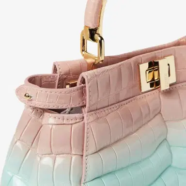 Fendi Iconic small Peekaboo bag, the epitome | Thumbnail 6 Fendi Iconic small Peekaboo bag, the epitome | Thumbnail 6