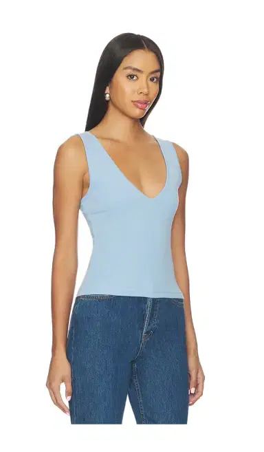 GRLFRND V-neck Muscle Tank | Thumbnail 8 GRLFRND V-neck Muscle Tank | Thumbnail 8