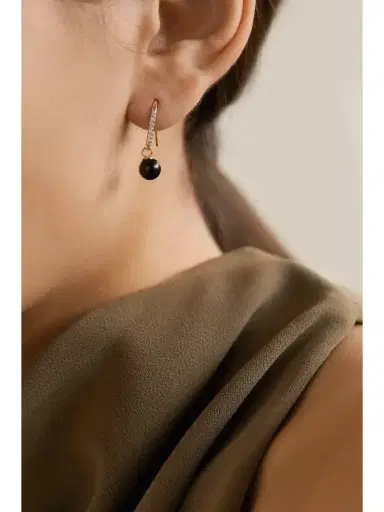 Mateo 14-karat Gold, Onyx And Diamond Earrings | Thumbnail 2 Mateo 14-karat Gold, Onyx And Diamond Earrings | Thumbnail 2