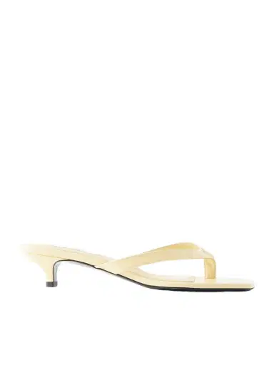 TOTEME Naplack Leather Thong Sandals | Thumbnail 1 TOTEME Naplack Leather Thong Sandals | Thumbnail 1