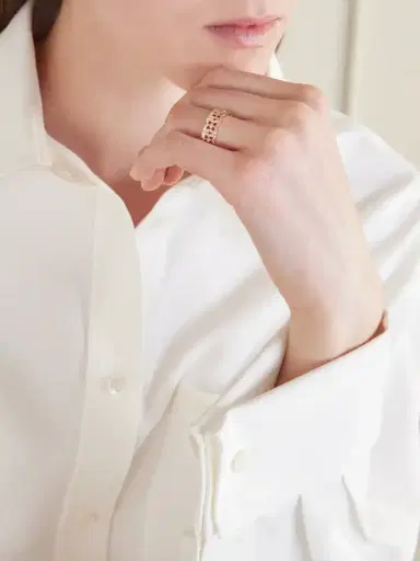 De Beers London Lotus By De Beers 18-karat Rose Gold Diamond Ring | Thumbnail 2 De Beers London Lotus By De Beers 18-karat Rose Gold Diamond Ring | Thumbnail 2