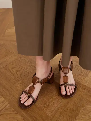 Gianvito Rossi Munduk 45 Appliquéd Studded Leather Thong Sandals | Thumbnail 2 Gianvito Rossi Munduk 45 Appliquéd Studded Leather Thong Sandals | Thumbnail 2