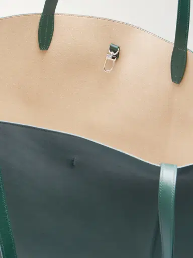 TOTEME Roam Leather Tote | Thumbnail 6 TOTEME Roam Leather Tote | Thumbnail 6