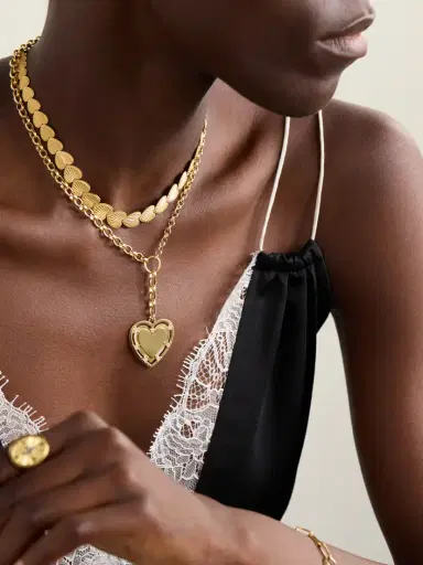 Foundrae Heart Token Love 18-karat Gold Diamond Necklace | Thumbnail 5 Foundrae Heart Token Love 18-karat Gold Diamond Necklace | Thumbnail 5