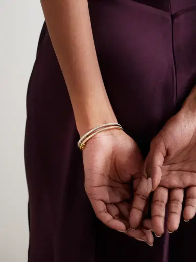 De Beers London Db Classic 18-karat White Gold Diamond Bangle | Thumbnail 4 De Beers London Db Classic 18-karat White Gold Diamond Bangle | Thumbnail 4