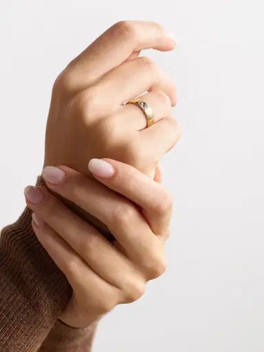 De Beers London Talisman Large 18-karat Gold Diamond Ring | Thumbnail 2 De Beers London Talisman Large 18-karat Gold Diamond Ring | Thumbnail 2