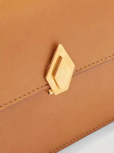 Métier Parallel 22 Small Leather Shoulder Bag | Thumbnail 4 Métier Parallel 22 Small Leather Shoulder Bag | Thumbnail 4