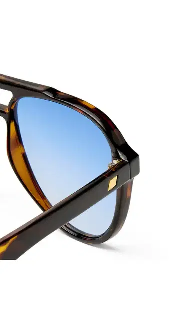 Le Specs Tragic Magic Sunglasses | Thumbnail 3 Le Specs Tragic Magic Sunglasses | Thumbnail 3