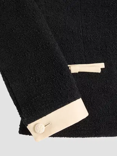 Valentino Garavani Women's Plain Wool Tweed Jacket | Thumbnail 7 Valentino Garavani Women's Plain Wool Tweed Jacket | Thumbnail 7