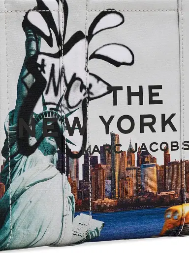 Marc Jacobs Women's The City Tote Bag - New York City | Thumbnail 7 Marc Jacobs Women's The City Tote Bag - New York City | Thumbnail 7