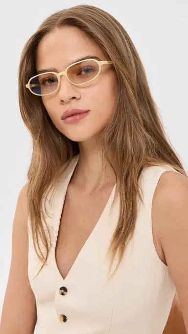 Jacquemus Alba Oval Sunglasses Yellow One Size | Thumbnail 3 Jacquemus Alba Oval Sunglasses Yellow One Size | Thumbnail 3