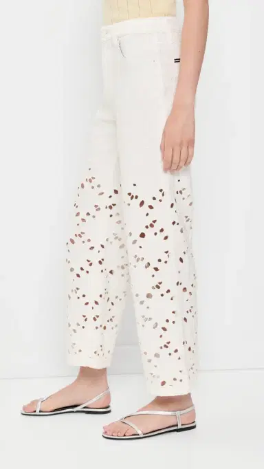 Alice + Olivia Chic Ankle Length Jeans | Thumbnail 4 Alice + Olivia Chic Ankle Length Jeans | Thumbnail 4
