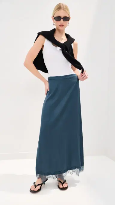 LE BOP Marion atin Skirt Navy | Thumbnail 2 LE BOP Marion atin Skirt Navy | Thumbnail 2