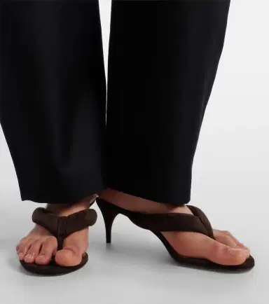Alaïa Alaïa Suede thong sandals | Thumbnail 6 Alaïa Alaïa Suede thong sandals | Thumbnail 6