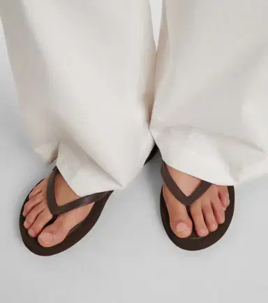 Tory Burch Kira T Monogram thong sandals | Thumbnail 6 Tory Burch Kira T Monogram thong sandals | Thumbnail 6